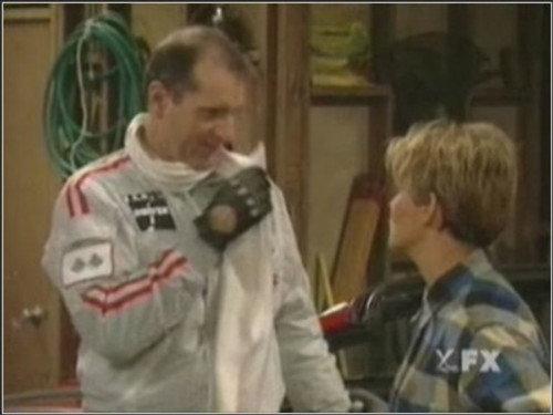 Married... with Children Season 11 Episode 5 - Requiem for a Chevyweight (2)