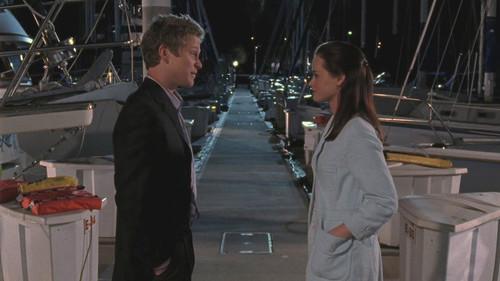 Gilmore Girls Season 5 Episode 21 - Blame Booze and Melville