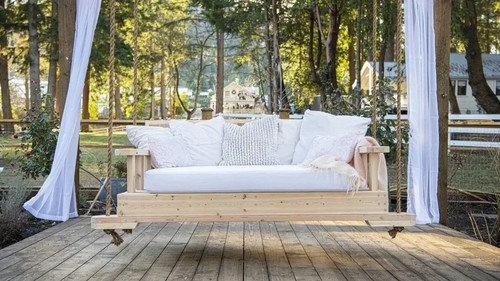 Pamela's Garden of Eden Season 1 Episode 5 - Boathouse Blues