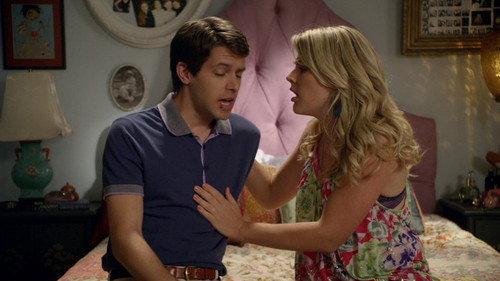 Cougar Town Season 1 Episode 21 - Letting You Go