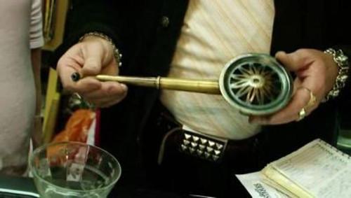 Storage Wars Season 1 Episode 13 - Makings of a Mogul