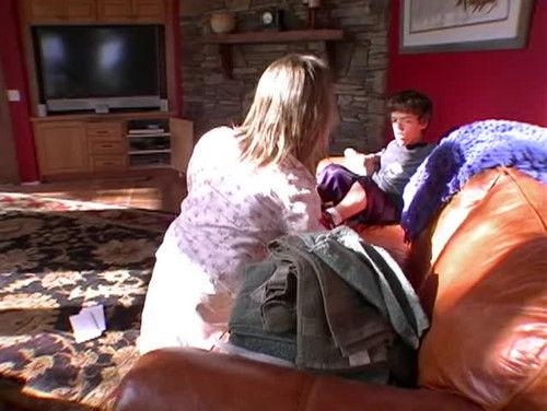 Little People, Big World Season 2 Episode 1 - Twins at Sixteen