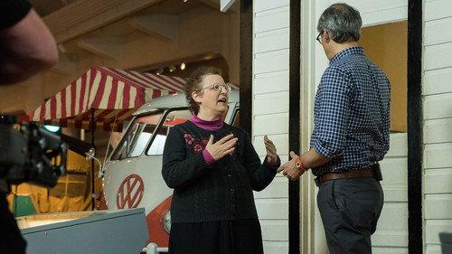 The Henry Ford's Innovation Nation Season 4 Episode 19 - Spray-on Touchscreen