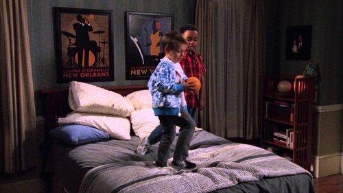 One Tree Hill Season 6 Episode 14 - A Hand to Take Hold of the Scene