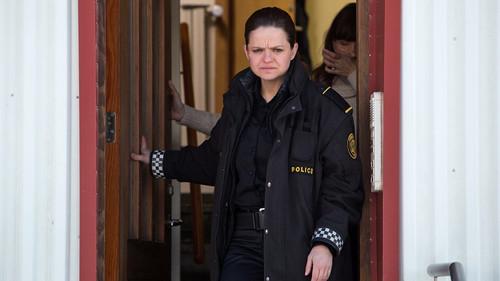 Trapped Season 1 Episode 10 - Episode 10