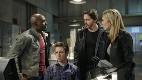 V Season 2 Episode 1 - Red Rain