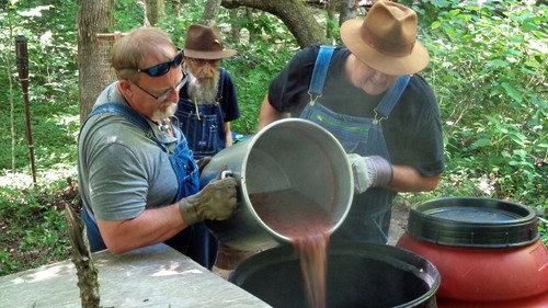 Moonshiners Season 6 Episode 5 - Big River Redemption