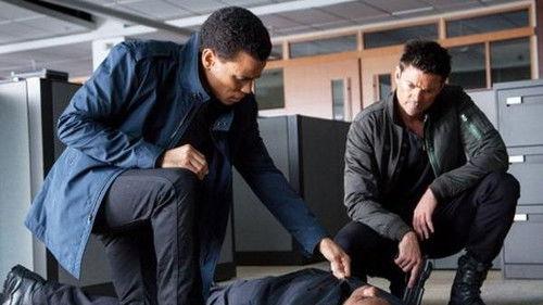 Almost Human Season 1 Episode 3 - Are You Receiving?