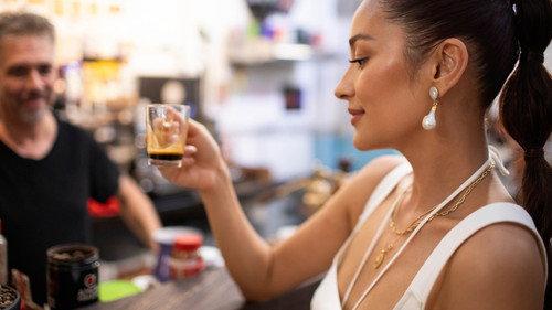 Thirst with Shay Mitchell Season 1 Episode 2 - Colombia