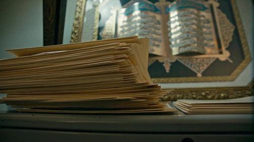 VICE Season 1 Episode 13 - Crackdown in Cambodia & The Last Responders