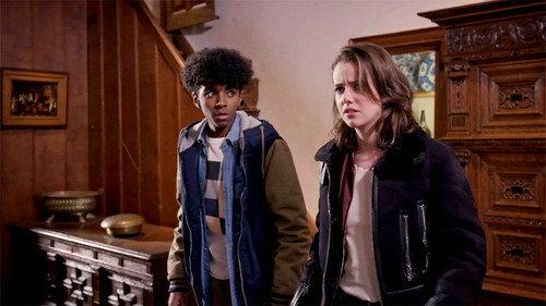 Hunter Street Season 2 Episode 19 - The Ritual