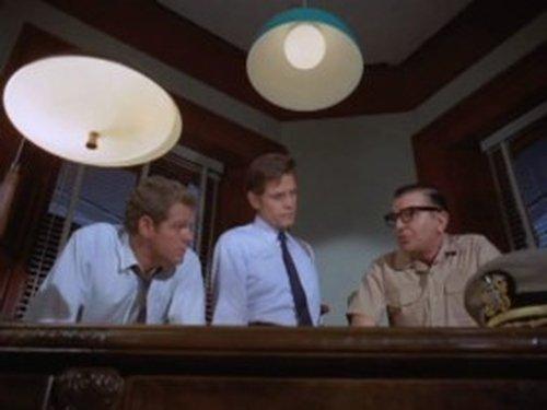 Hawaii Five-O Season 2 Episode 2 - To Hell With Babe Ruth