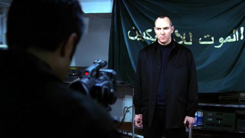 24 Season 4 Episode 19 - Day 4: 1:00 A.M.-2:00 A.M.