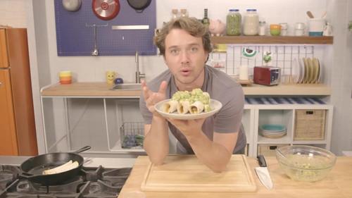 Struggle Meals Season 1 Episode 3 - Wrap it Up!