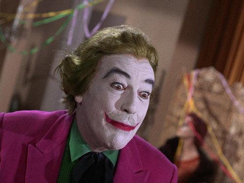 Batman Season 1 Episode 25 - The Joker Trumps an Ace