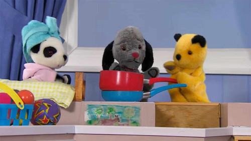 Sooty Season 2 Episode 15 - The Rainy Day