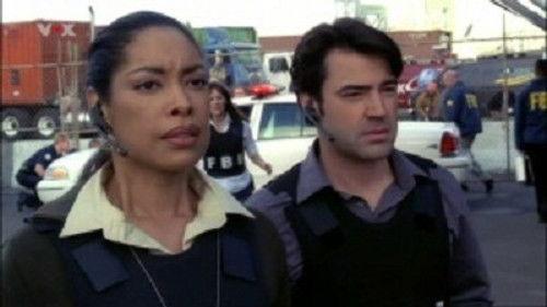 Standoff Season 1 Episode 12 - No Strings