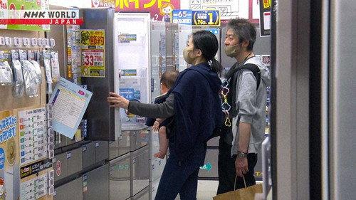 Document 72 Hours Season 15 Episode 15 - Fresh Starts at a Yokohama Electronics Store