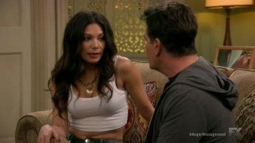 Anger Management Season 2 Episode 59 - Charlie Screws a Prisoner's Girlfriend
