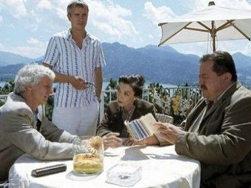 Die Rosenheim-Cops Season 4 Episode 10 - Mord im Paradies