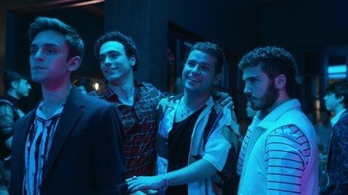 undefined Season 6 Episode 2 - Selfies