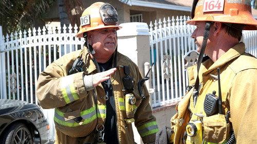 LA Fire & Rescue Season 1 Episode 5 - Fire Is in the Blood