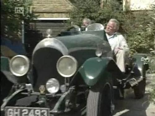 Never the Twain Season 10 Episode 6 - A Car By Any Other Name