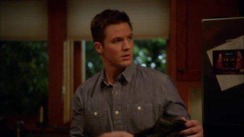 90210 Season 5 Episode 22 - We All Fall Down