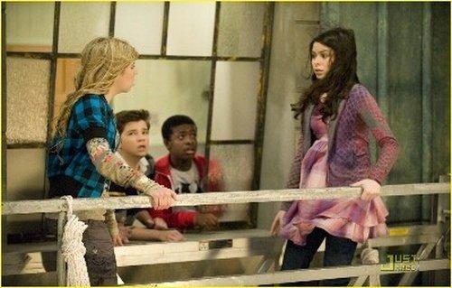 iCarly Season 3 Episode 9 - iQuit iCarly (2)