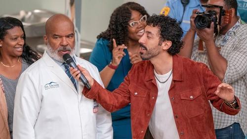 St. Denis Medical Season 1 Episode 13 - Some Famous Internet Guy