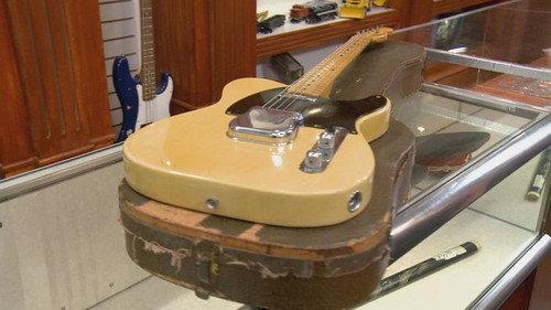 Pawn Stars Season 12 Episode 3 - Fender Bender