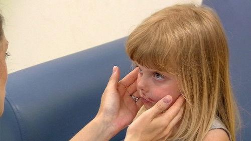 24 Hours in A&E Season 17 Episode 3 - The Cards We're Dealt