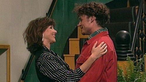 Oppassen!!! Season 4 Episode 2 - The Little Commercial