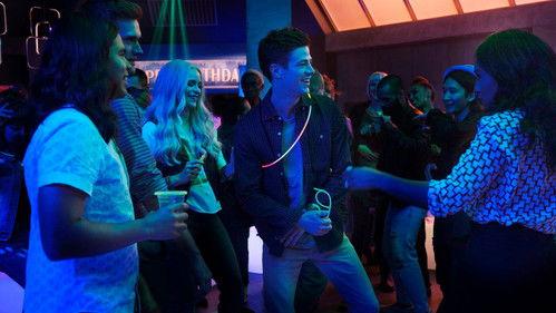 The Flash Season 6 Episode 3 - Dead Man Running