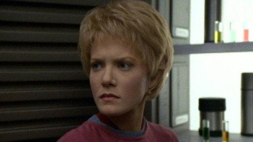 Star Trek: Voyager Season 3 Episode 4 - The Swarm