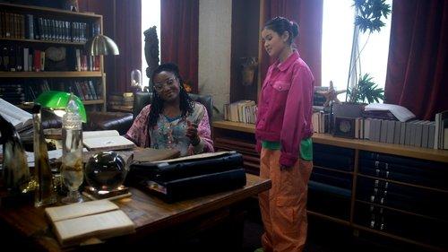 I Woke Up a Vampire Season 1 Episode 5 - Family Tree