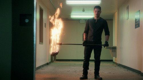 From Dusk Till Dawn: The Series Season 3 Episode 6 - Straightjacket