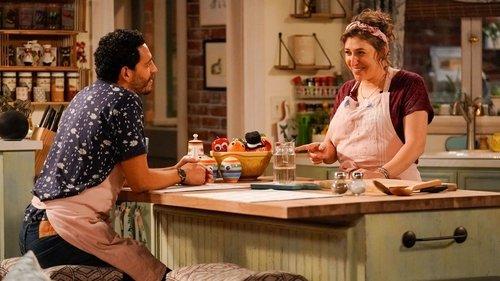 Call Me Kat Season 2 Episode 7 - Call Me Cupcake