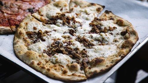 Background image for Is New Haven Pizza Better Than New York?