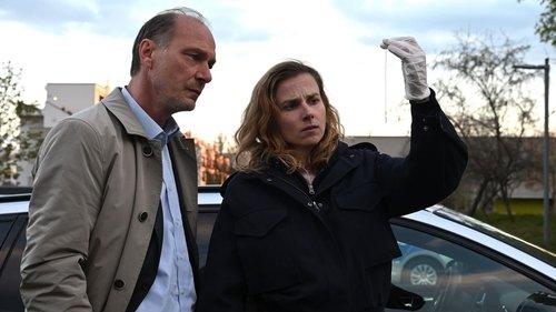 Scene of the Crime Season 53 Episode 20 - Cold house