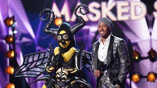 The Masked Singer Season 1 Episode 6 - Touchy Feely Clues
