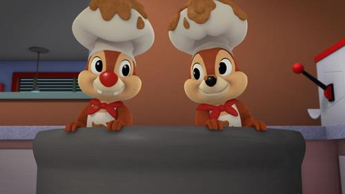Chip 'n Dale's Nutty Tales Season 1 Episode 1 - Minnie Muffin Mayhem