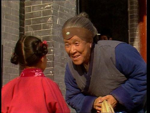 Dream in Red Mansions Season 1 Episode 3 - Granny Liu Pays Her First Visit to the Jung Mansion