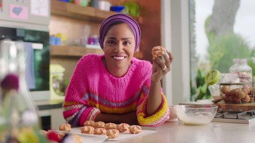Nadiya Bakes Season 1 Episode 6 - Baking on a Budget