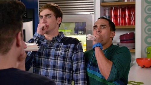 Big Time Rush Season 4 Episode 1 - Big Time Invasion