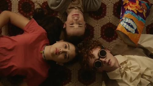 Run the Burbs Season 2 Episode 7 - Phresh Start