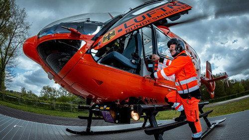 Feuer & Flamme Season 11 Episode 4 - Gunshot wound to the face