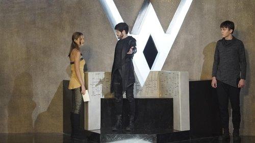 Marvel's Inhumans Season 1 Episode 3 - Divide and Conquer