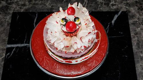 Halloween Baking Championship Season 11 Episode 6 - It All Begins with Us