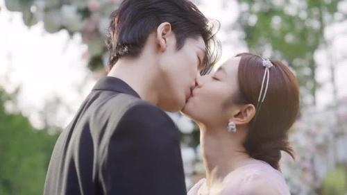 The Best Thing Season 1 Episode 28 - Honeysuckle Flowers